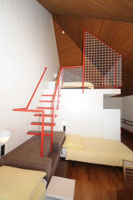 Hotel Twannberg Neuchâtel Oda fotoğraf